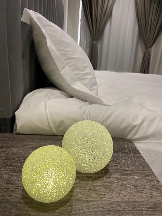 Queen Hotel 欧拉 外观 照片