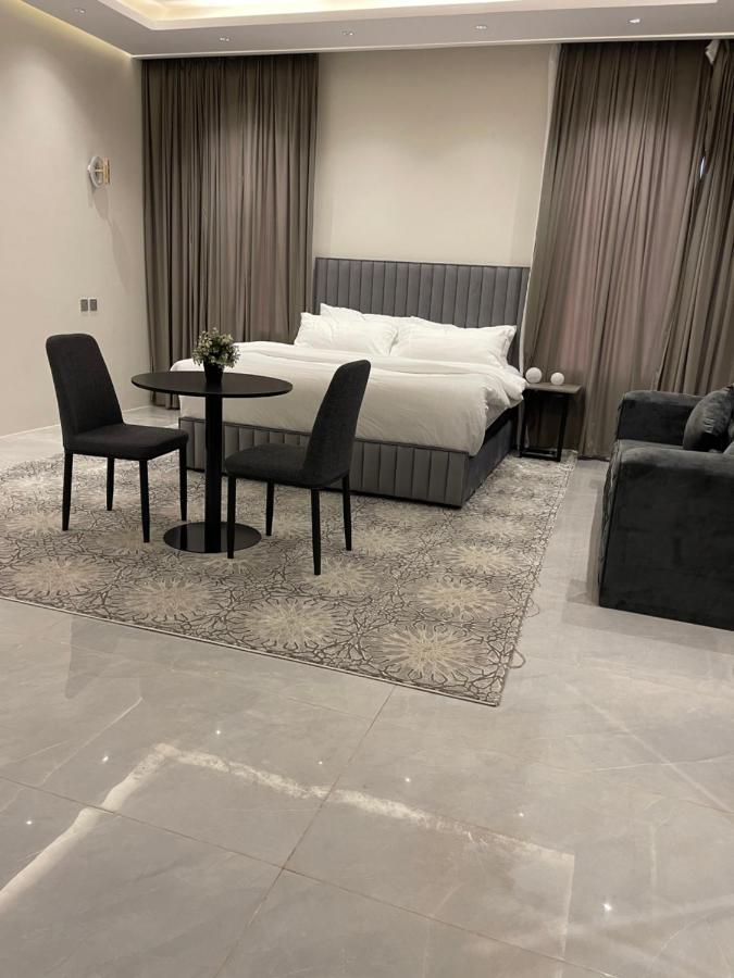 Queen Hotel 欧拉 外观 照片