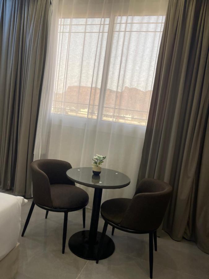 Queen Hotel 欧拉 外观 照片