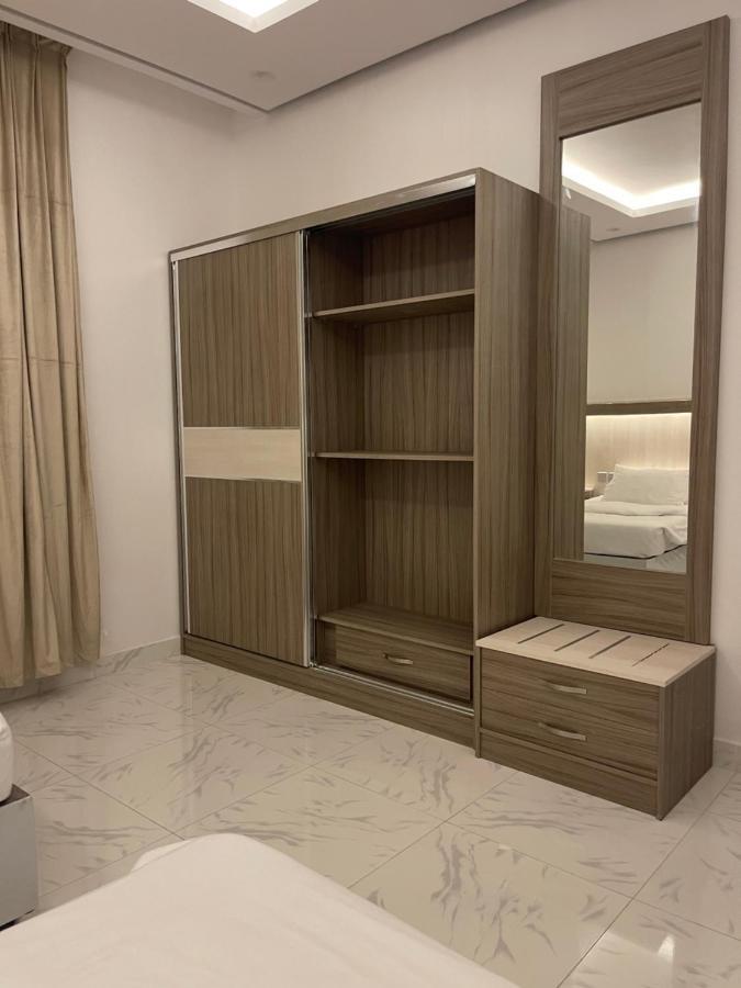 Queen Hotel 欧拉 外观 照片