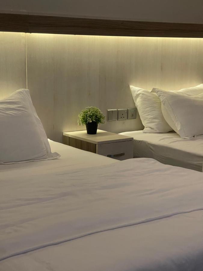 Queen Hotel 欧拉 外观 照片