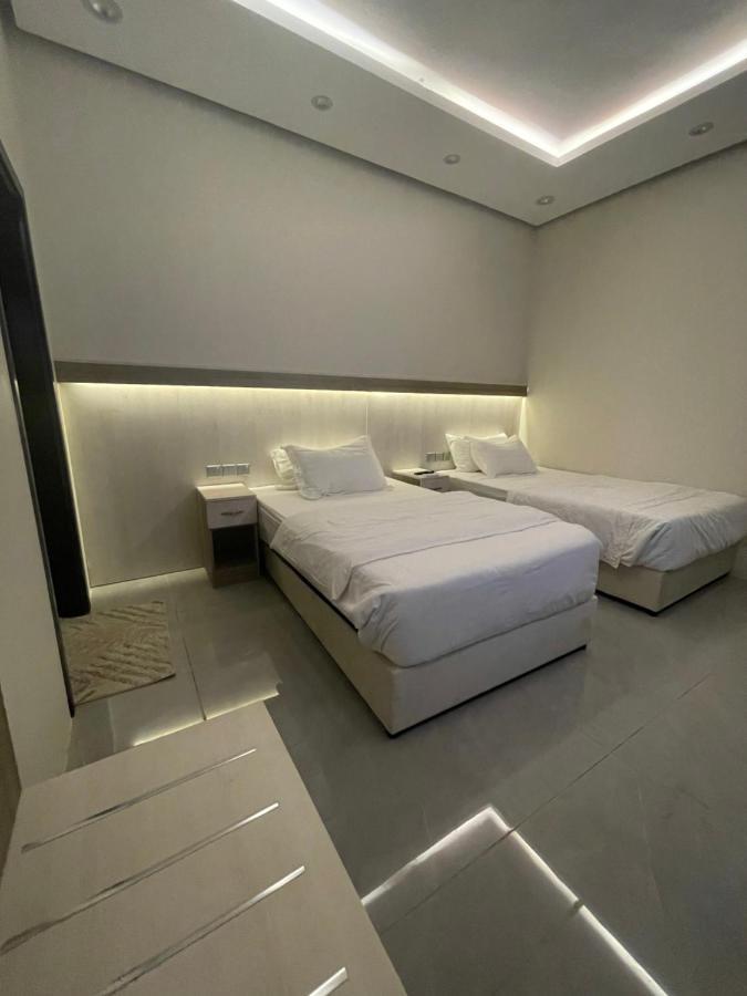 Queen Hotel 欧拉 外观 照片
