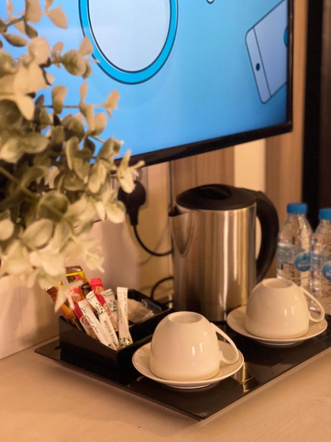 Queen Hotel 欧拉 外观 照片